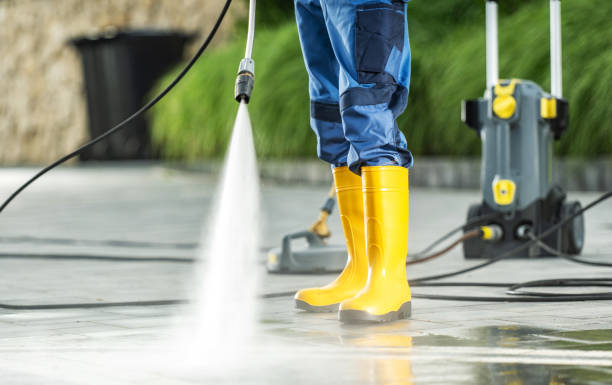 Why Choose Our Certified Pressure Washing Experts for Your Project Needs in Anderson, MO?